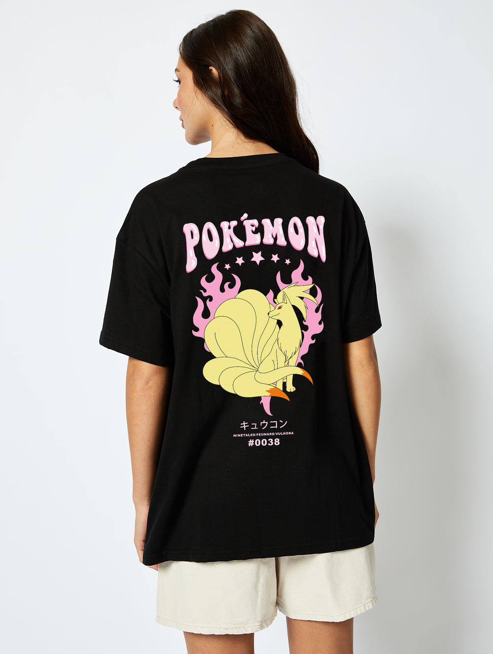 Pokémon #0038 Ninetales T-Shirt in Black