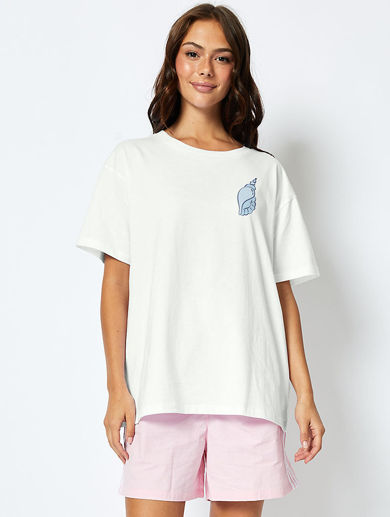 Blue Sea Shells T-Shirt In Ecru