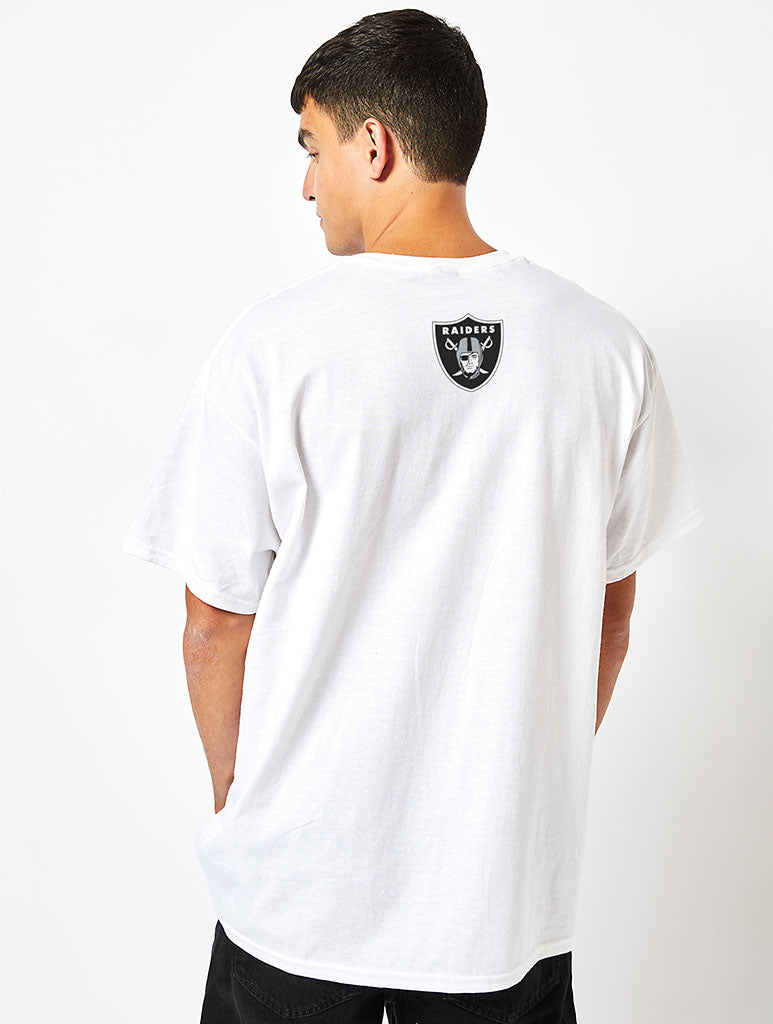 NFL x Skinnydip Raiders Logo T-Shirt in White