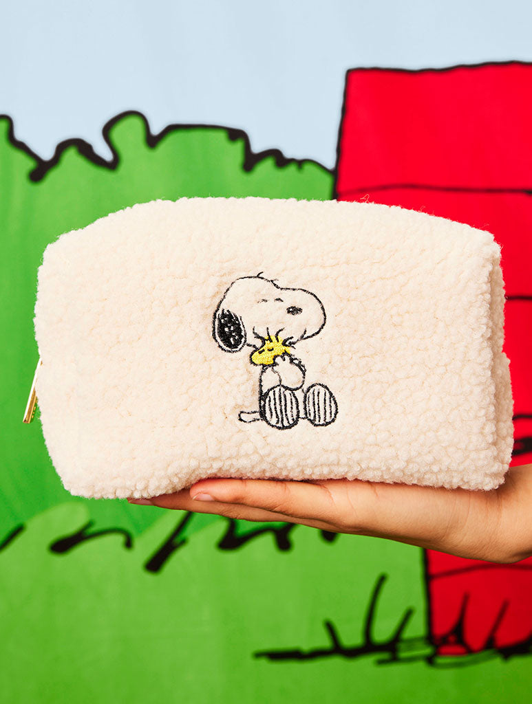 Peanuts x Skinnydip Snoopy Makeup Bag