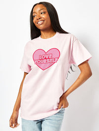 Mallows Beauty x Skinnydip Heart T-Shirt In Pink Tops & T-Shirts Skinnydip London