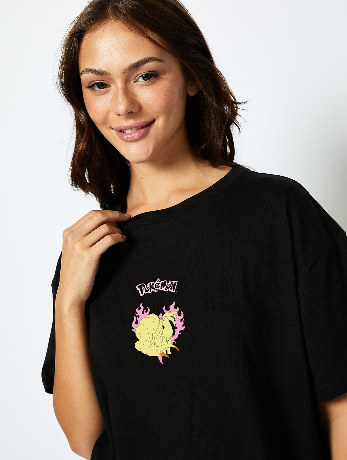 Pokémon #0038 Ninetales T-Shirt in Black Tops & T-Shirts Skinnydip London