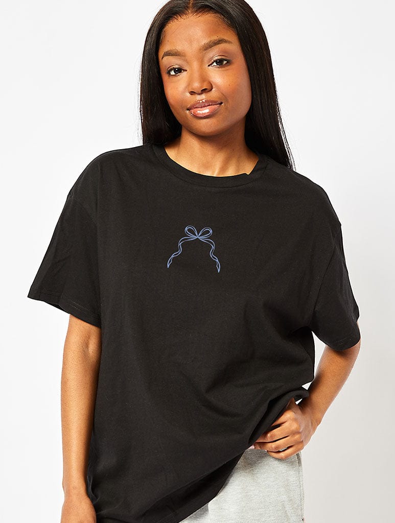 Regency Bow T-Shirt In Black Tops & T-Shirts Skinnydip London